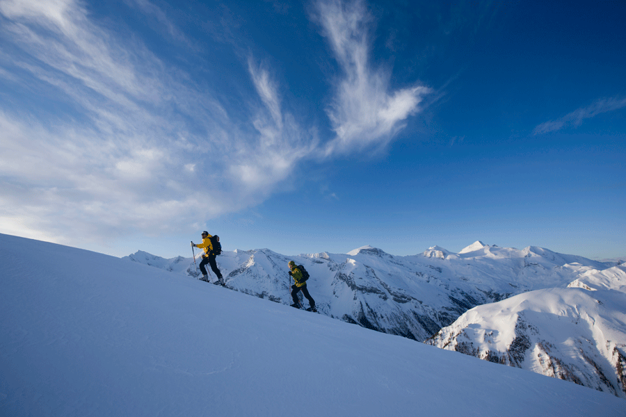Two ski tourers in deep snow